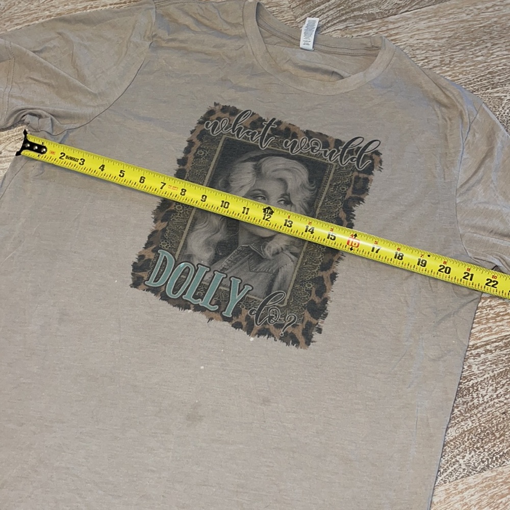 What Would Dolly Do? Tan T-Shirt - Picture 4 of 7